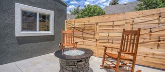 Sheridan Suite! Holiday Home w BBQ & Skyline Views