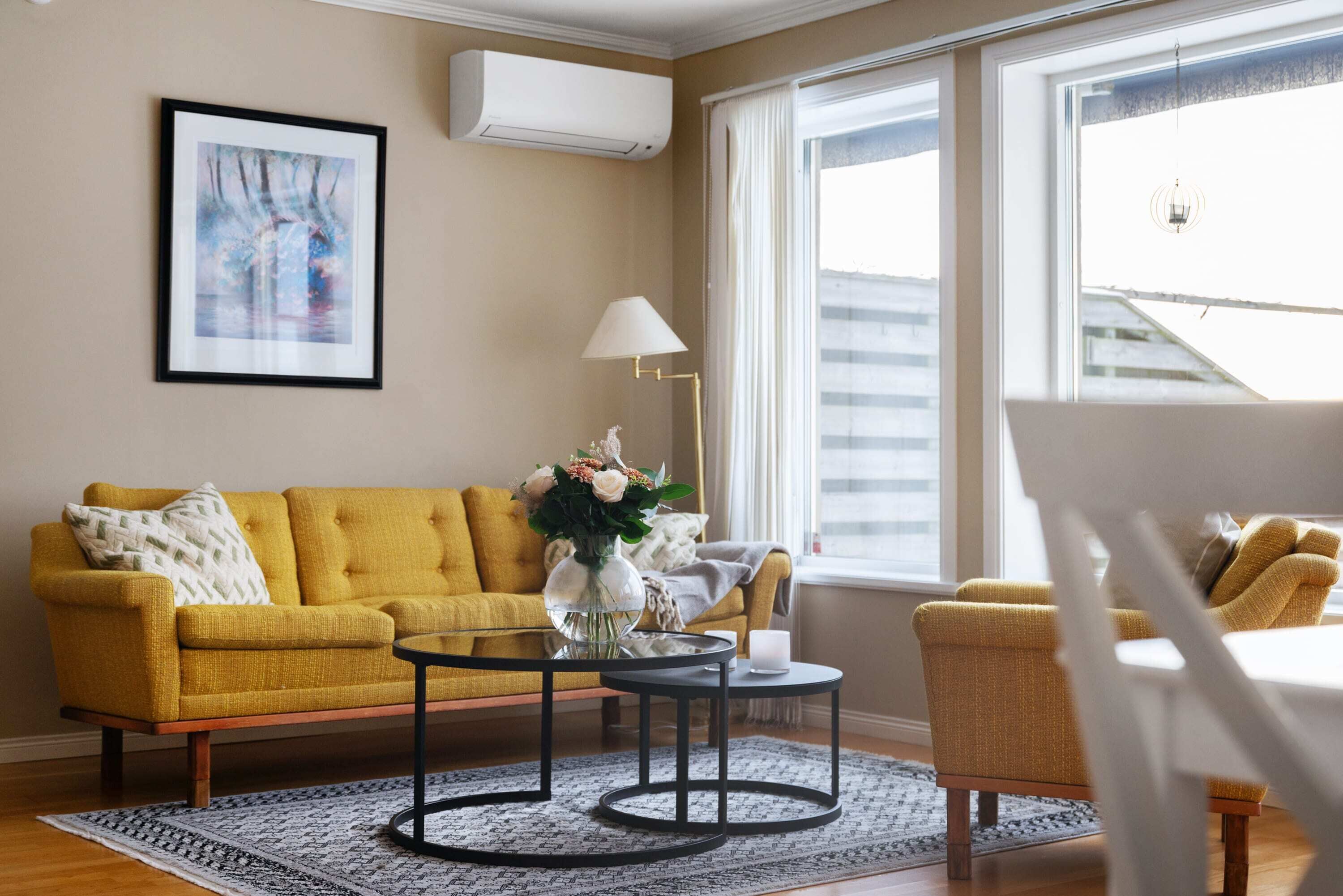 平板电视、办公室