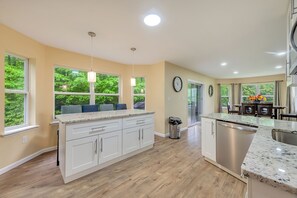 奢華獨棟房屋, 6 間臥室, 無障礙, 非吸煙房 | 公共廚房設施 | 電冰箱、微波爐、烤箱、爐台