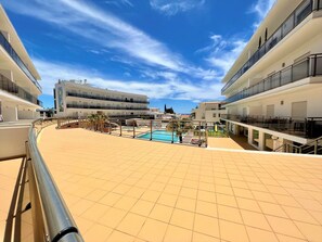 Property grounds - ALBUFEIRA TERRACE WITH POOL by HOMING (Albufeira)