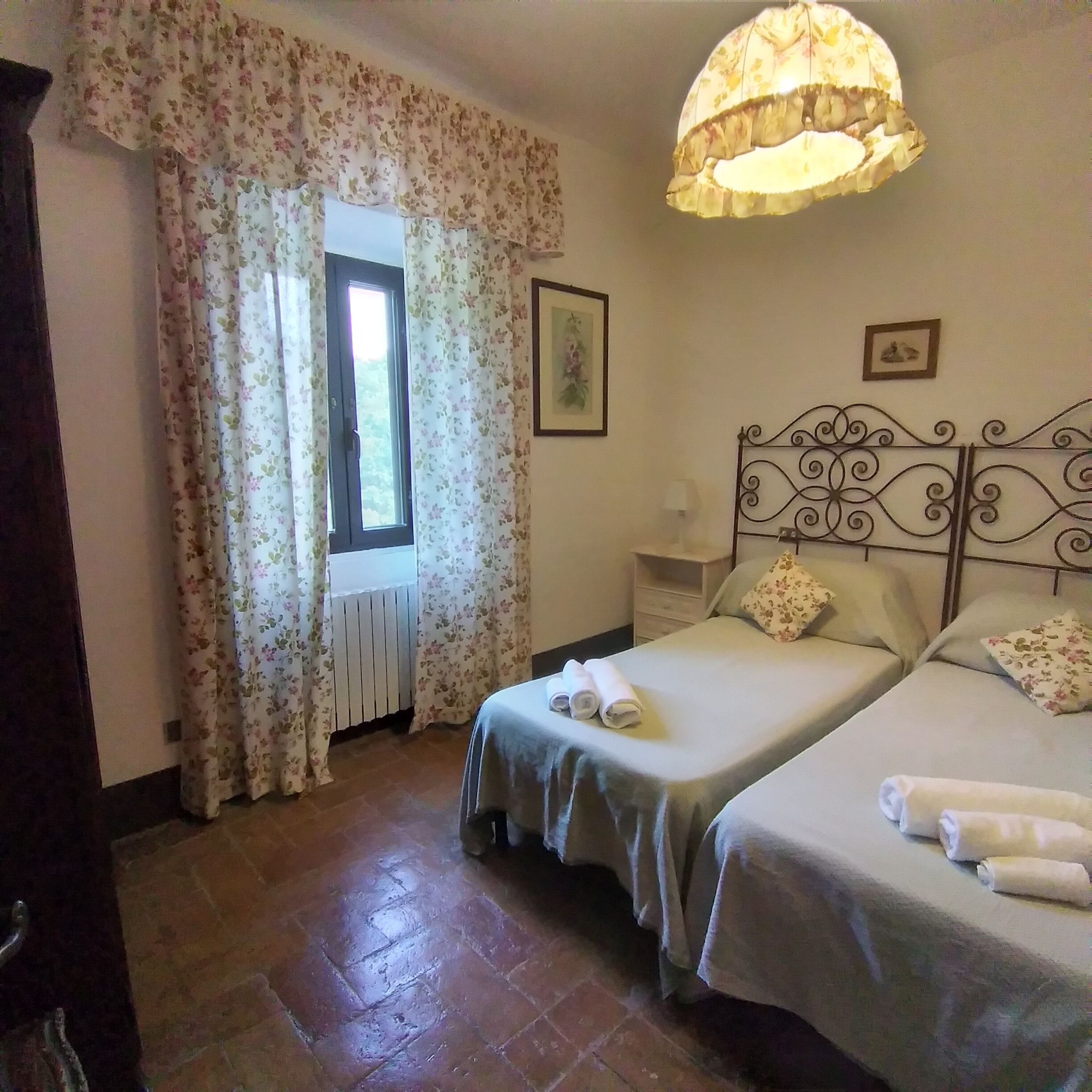 2 habitaciones, wifi y ropa de cama 