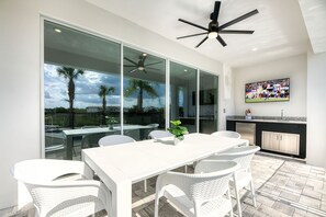 Dining - Castle Pines Cove | 6 Bed Villa with a Private Pool, Game Room (Kissimmee)