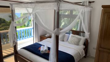 1 chambre, coffres-forts dans les chambres, bureau