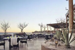 Outdoor dining - Ocean view presidential suite (sleeps 8),  1 min walk to the beach (Cabo San Lucas)