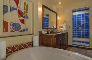 Shower - Ocean view presidential suite (sleeps 8),  1 min walk to the beach (Cabo San Lucas)