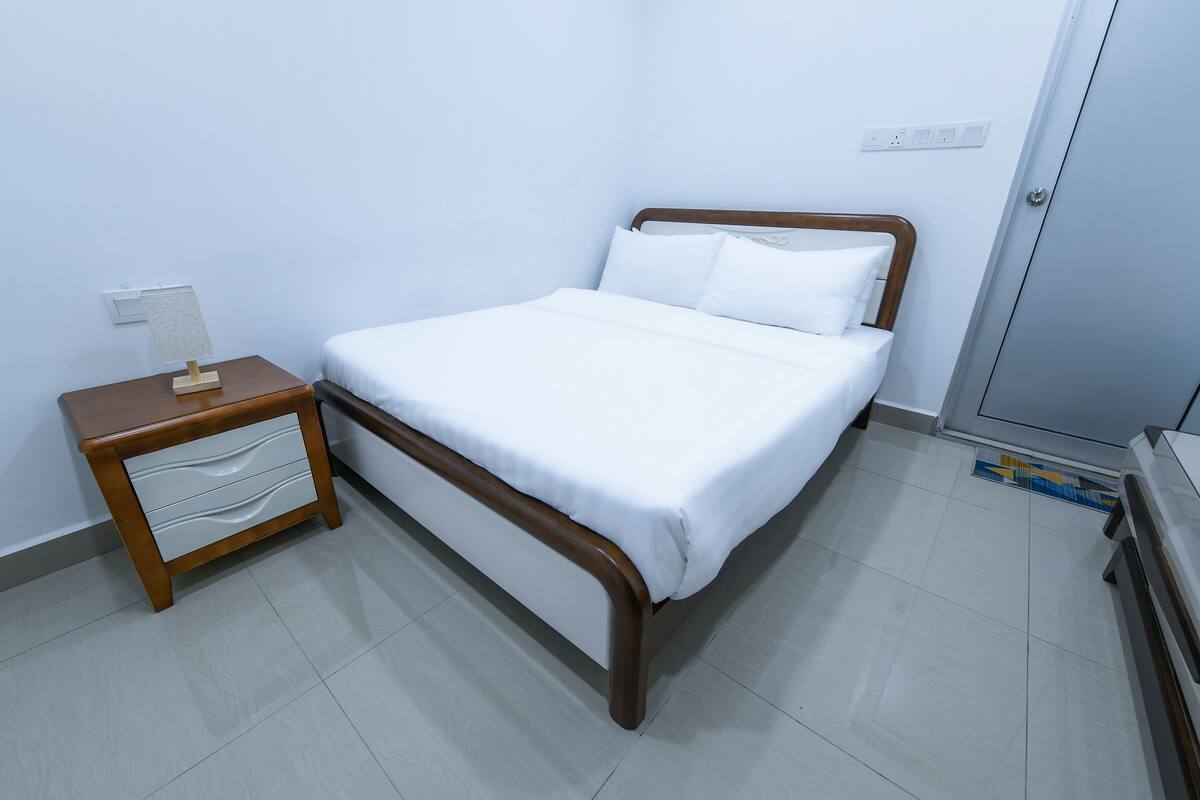 ห้องสแตนดาร์ดดับเบิล | โต ๊ะทำงาน, Wi-Fi ฟรี, ผ้าปูที่นอน