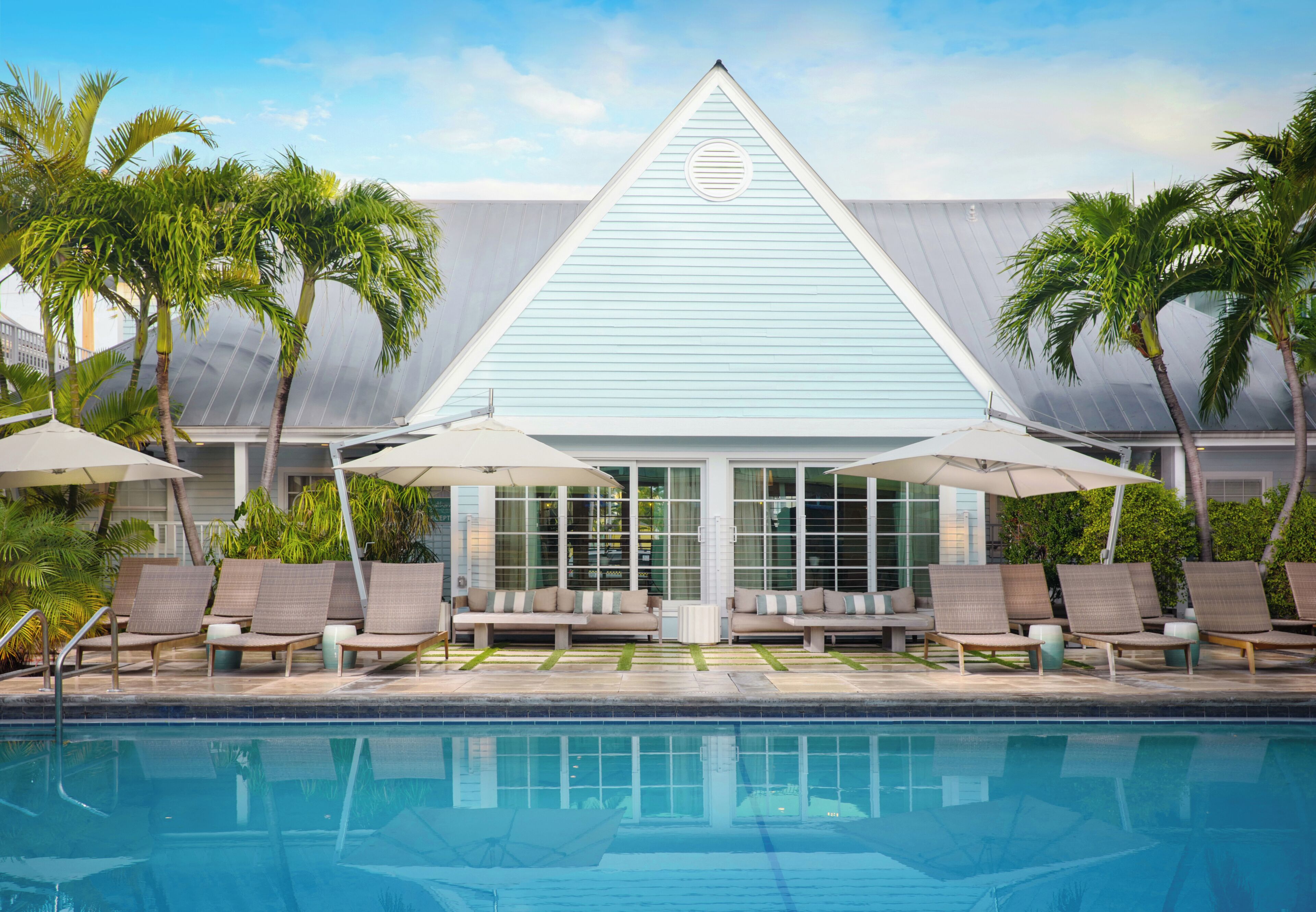 3 Deluxe 2 Queen Beds Rooms at Southernmost Beach Resort