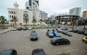 Free self parking