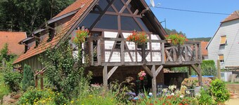 Gîte des Châteaux-forts, roof-only house with loft character