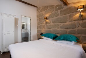 ห้องดีลักซ์, เตียงควีนไซส์ 1 เตียง (Clafoutis) | เครื่องนอนป้องกันสารก่อภูมิแพ้