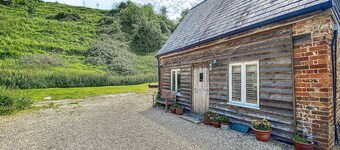 The Stable - UK39555