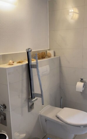 Bathroom - Vacation Rental 4 (Remplin)