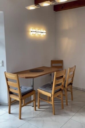Dining - Vacation Rental 4 (Remplin)