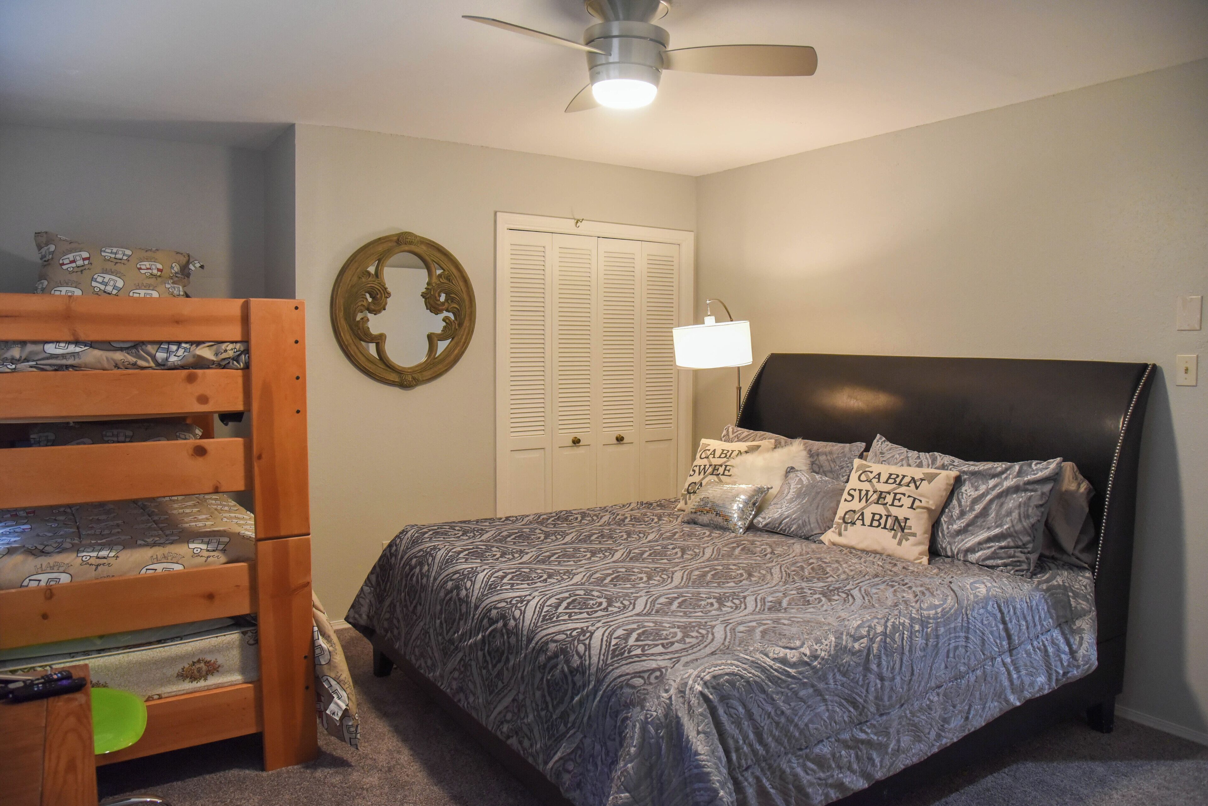 2 quartos, Wi-Fi de cortesia, roupa de cama