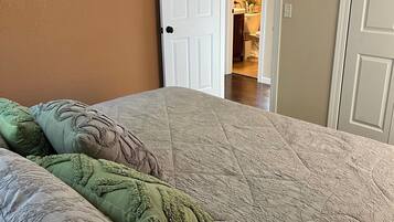 2 bedrooms, free WiFi, bed sheets