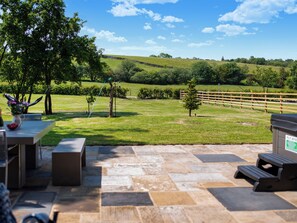 Property grounds - 3 bedroom accommodation in Eldroth, near Settle (Eldroth, near Settle)