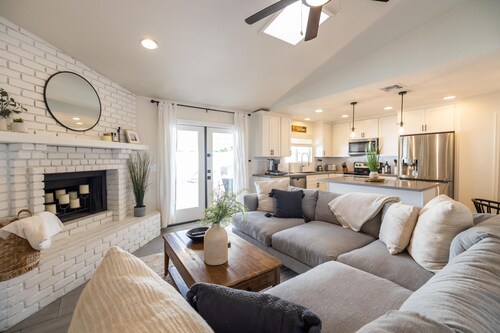 Family Hideaway w/ Heated Pool & Ping Pong
