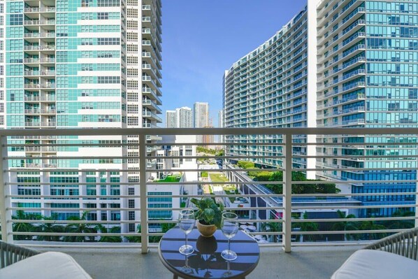 Property grounds - Awesome Condo at Midtown W/Pool & Free Parking (Miami)