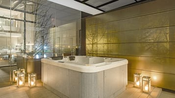 Studio Suite Premium | Bồn tắm spa riêng