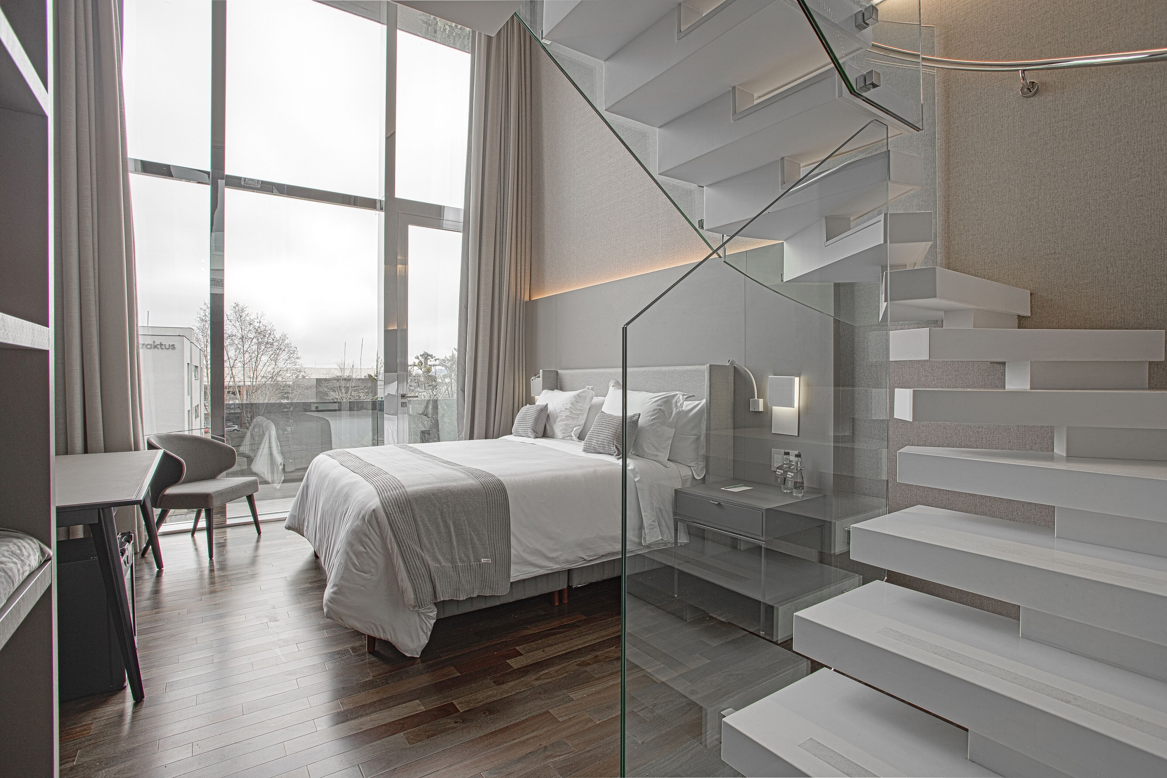 Premium bedding, pillowtop beds, minibar, in-room safe