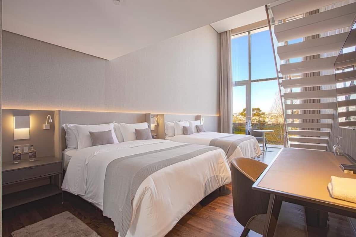 Hochwertige Bettwaren, Pillowtop-Betten, Minibar, Zimmersafe