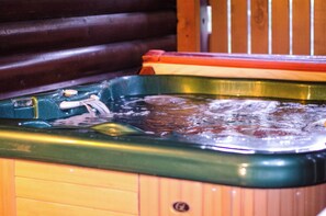 Bañera de hidromasaje interior