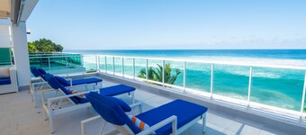 Beachfront Luxury Penthouse • 2 Levels • 4BR/3BA • Pools + Ocean Views