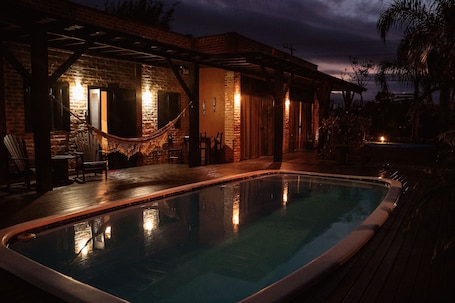 Outdoor pool, pool umbrellas, sun loungers