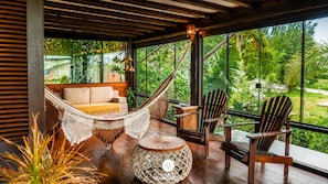 House Premium com Jacuzzi Privativa e Vista do Lago - Ibiraquera Life | Sala de jantar