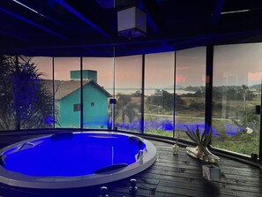 House Premium com Jacuzzi Privativa e Vista do Lago - Ibiraquera Life | Privat boblebad