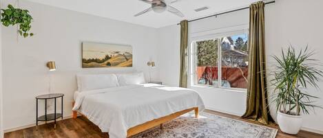 2 chambres, fer et planche à repasser, lit parapluie, Wi-Fi gratuit