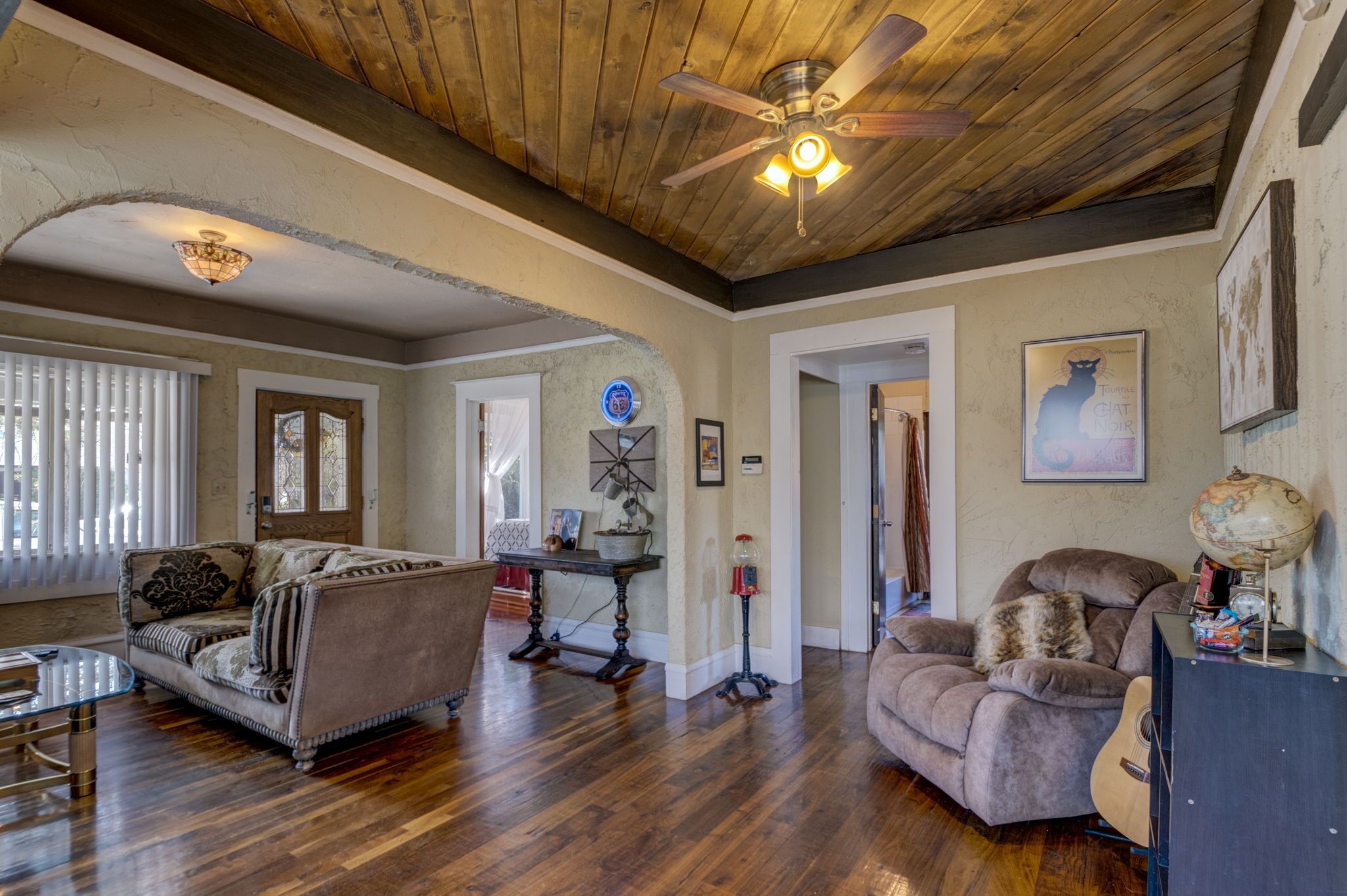 Charming Midtown Bungalow - Steps to the Riverwalk! Pets OK