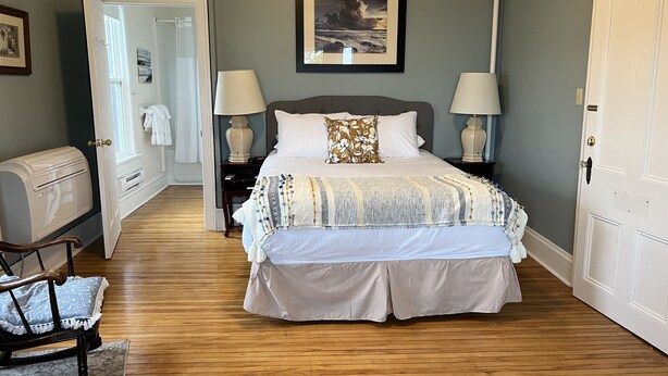 Standard Room | WiFi (free) - McLean House Bed & Breakfast (Souris)