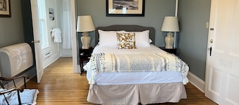 McLean House Bed & Breakfast