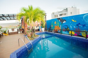 Outdoor pool - Maria's Home Guest House (Recife)