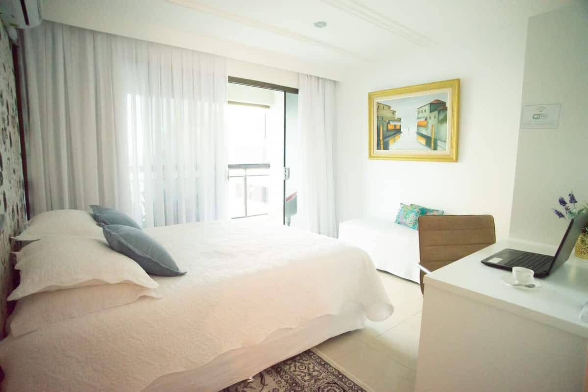 Superior Room | 1 bedroom, iron/ironing board, free WiFi