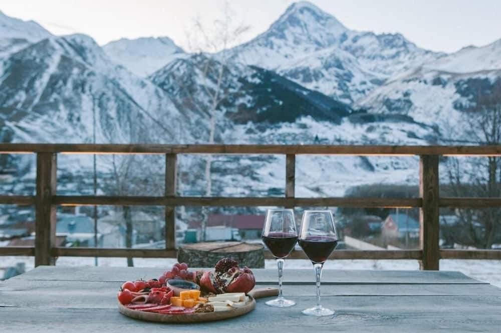 Intourist Kazbegi