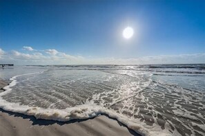 Unclassified image, 5 of 35, button