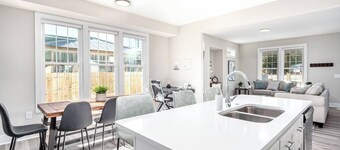 Cozy Ranch Home 10 Min to Downtown Durham