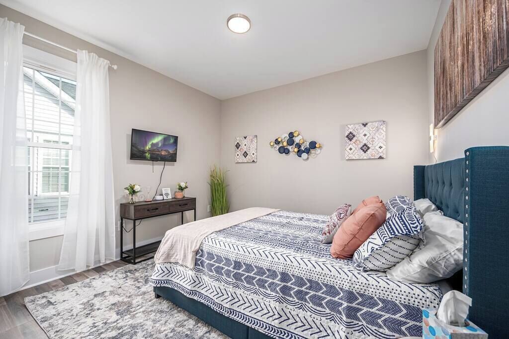 3 Schlafzimmer, Schreibtisch, Bügeleisen/Bügelbrett, Reisekinderbett