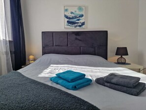 1 chambre, Wi-Fi gratuit, draps fournis