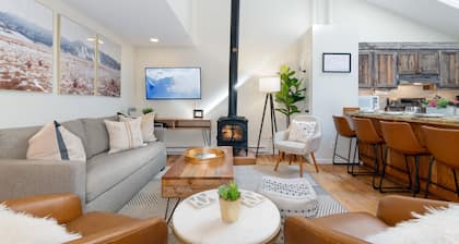 Spacious Family Friendly Mainstreet Townhome - Downtown Telluride