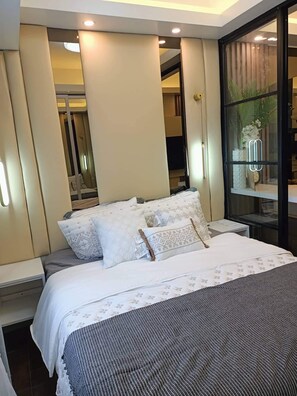 1 dormitorio, escritorio, tabla de planchar con plancha y wifi gratis