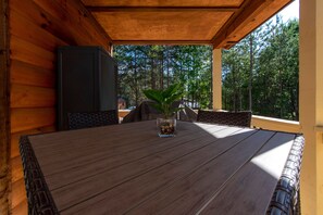 屋外ダイニングエリア