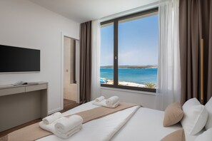 6 bedrooms, iron/ironing board, free WiFi, bed sheets - The Palms Resort - Duplex Villa Beach III (Tkon)