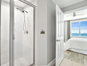4 chambres, bureau, fer et planche à repasser, Wi-Fi gratuit