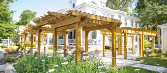 Buccaneer Room - Captain’s Quarters Inn