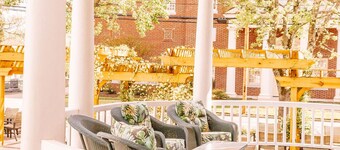 Private King Suite • 2nd Floor • Historic Edenton Bed & Breakfast Downtown