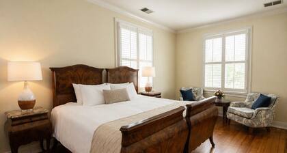 Granville Queen Inn Downtown Edenton • King Bed 2nd Floor