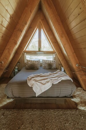 1 bedroom, desk, free WiFi